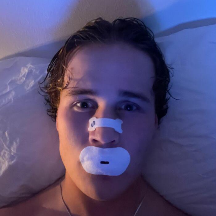 Alt image